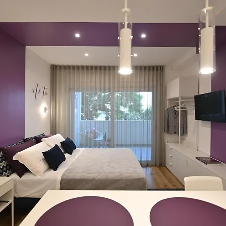 شقة Me Too - Exclusive *