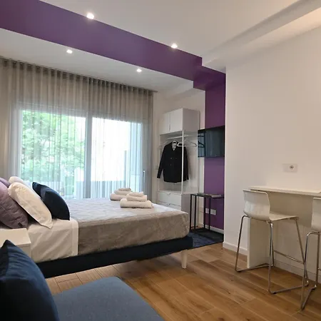 Me Too - Exclusive Apartment Bari