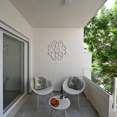 Me Too - Exclusive * Бари